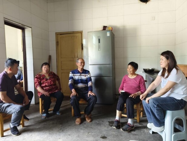 宁乡市东湖塘镇：以“三结合、三队伍、三服务” 谱写基层治理新篇章