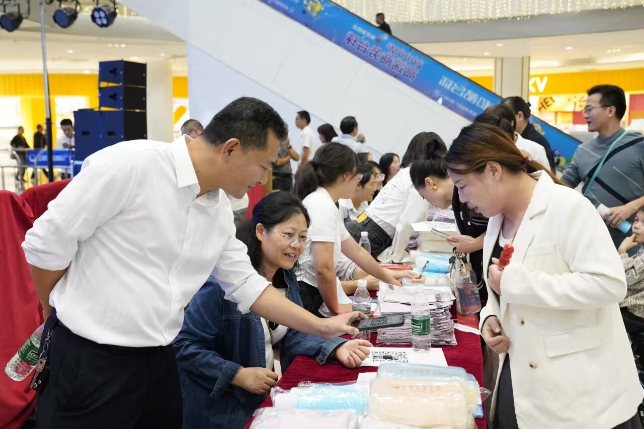 诚信诚实守初心 依法统计担使命 宁乡市举行第十六届“中国统计开放日”暨“政务公开主题日”活动