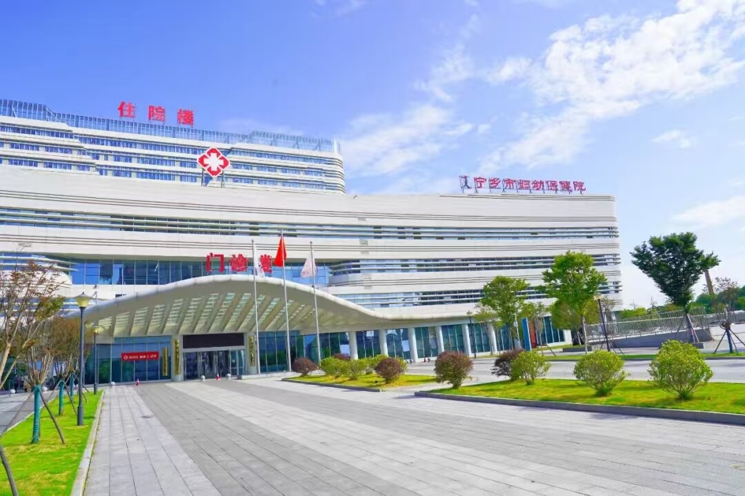 用温暖和专业  守护生命最初的美好